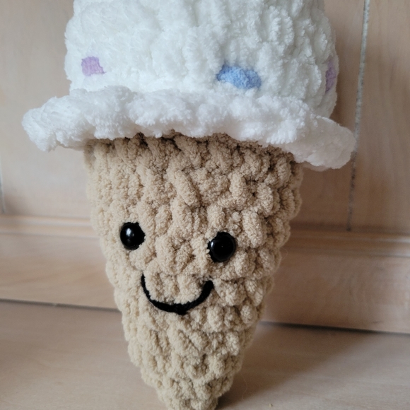 Crochet Ice Cream Cone - Picture 1 of 3
